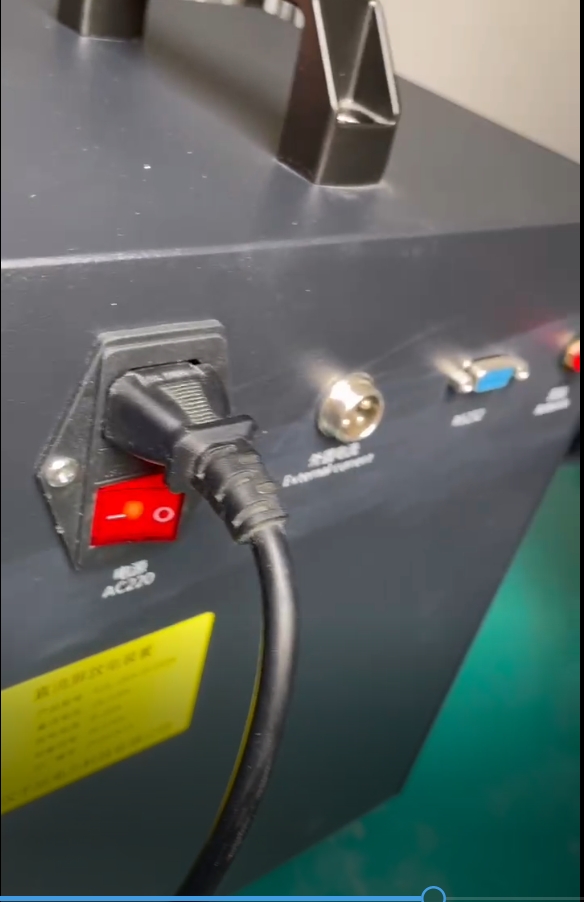 使用蓄電池放電測試儀對蓄電池組放電接線操作詳解(圖4) 使用蓄電池放電測試儀對蓄電池組放電接線操作詳解(圖4)