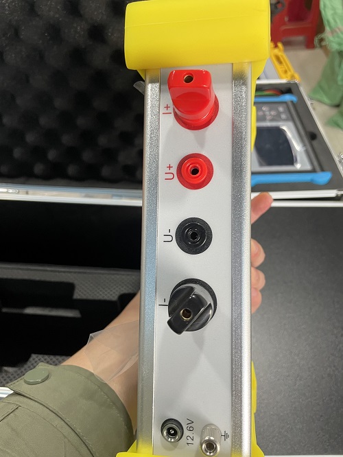手持式回路電阻測(cè)試儀電壓電流端子圖.JPG