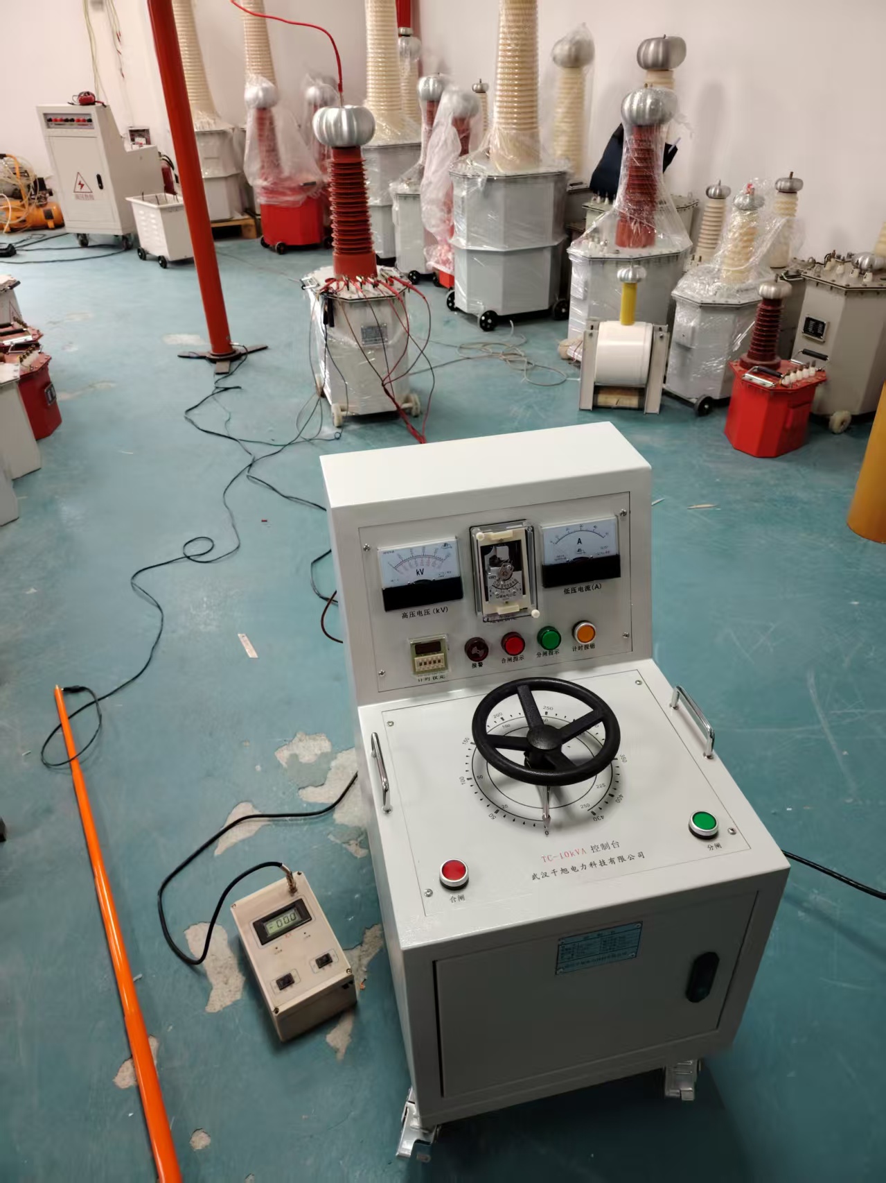 油浸式試驗(yàn)變壓器的接線升壓操作詳解(圖2) 微信圖片_20250327162336.jpg