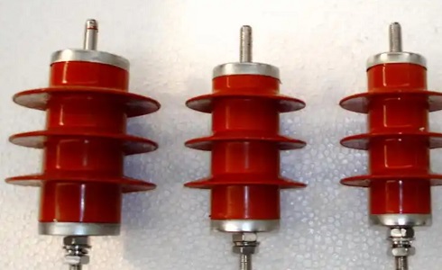 10kv以下閥型避雷器多久檢一次(圖2) 避雷器 (2).png