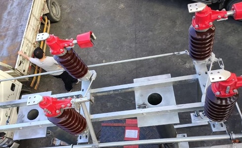 SF6斷路器常見的故障和隱患及預防措施