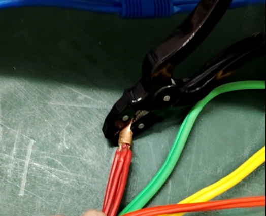 接地成組電阻測試儀接線操作介紹2.png 接地成組電阻測試儀接線操作介紹2.png