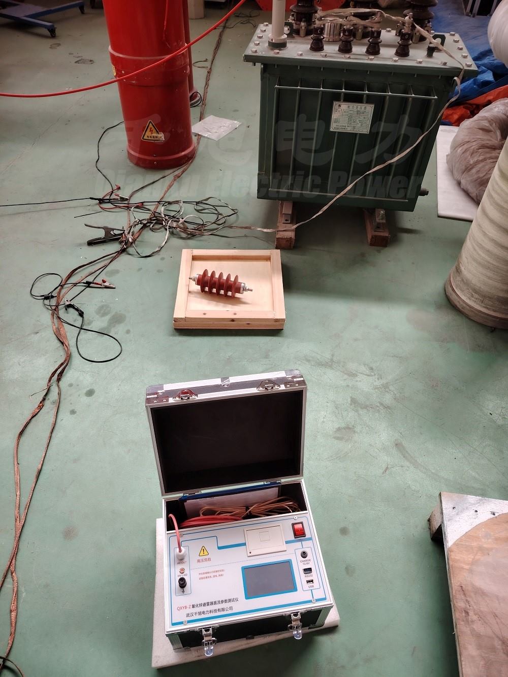 避雷器直流泄漏電流測試儀詳情圖 (2).jpg 避雷器直流泄漏電流測試儀詳情圖 (2).jpg