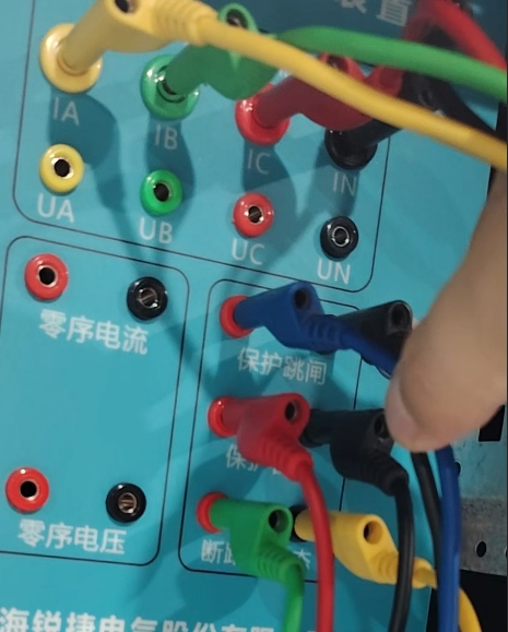 繼保裝置端子接線.jpg 繼保裝置端子接線.jpg