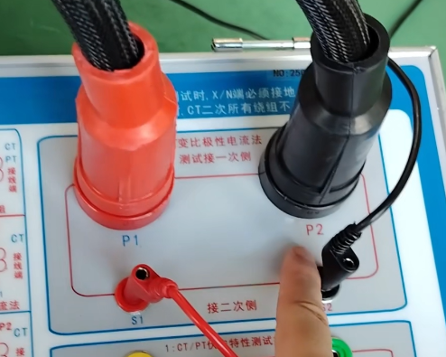 CT變比極性儀器接線.png CT變比極性儀器接線.png