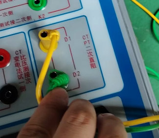 二次直阻測試儀接線.png 二次直阻測試儀接線.png